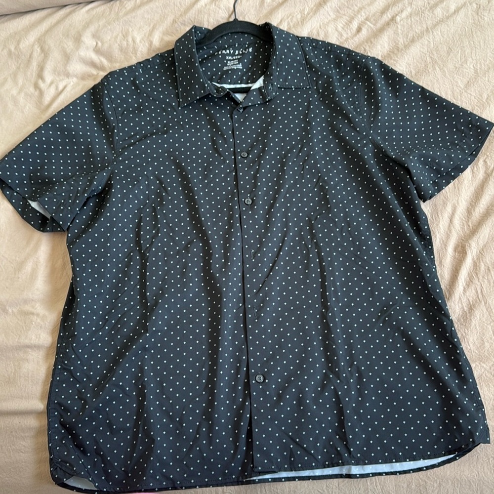 Perry Ellis patterned shorty sleeve slim fit stretch golf shirt